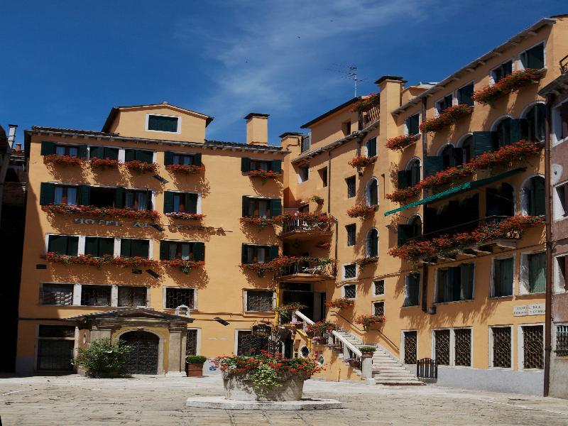 Hotel Al Codega Венеция Екстериор снимка